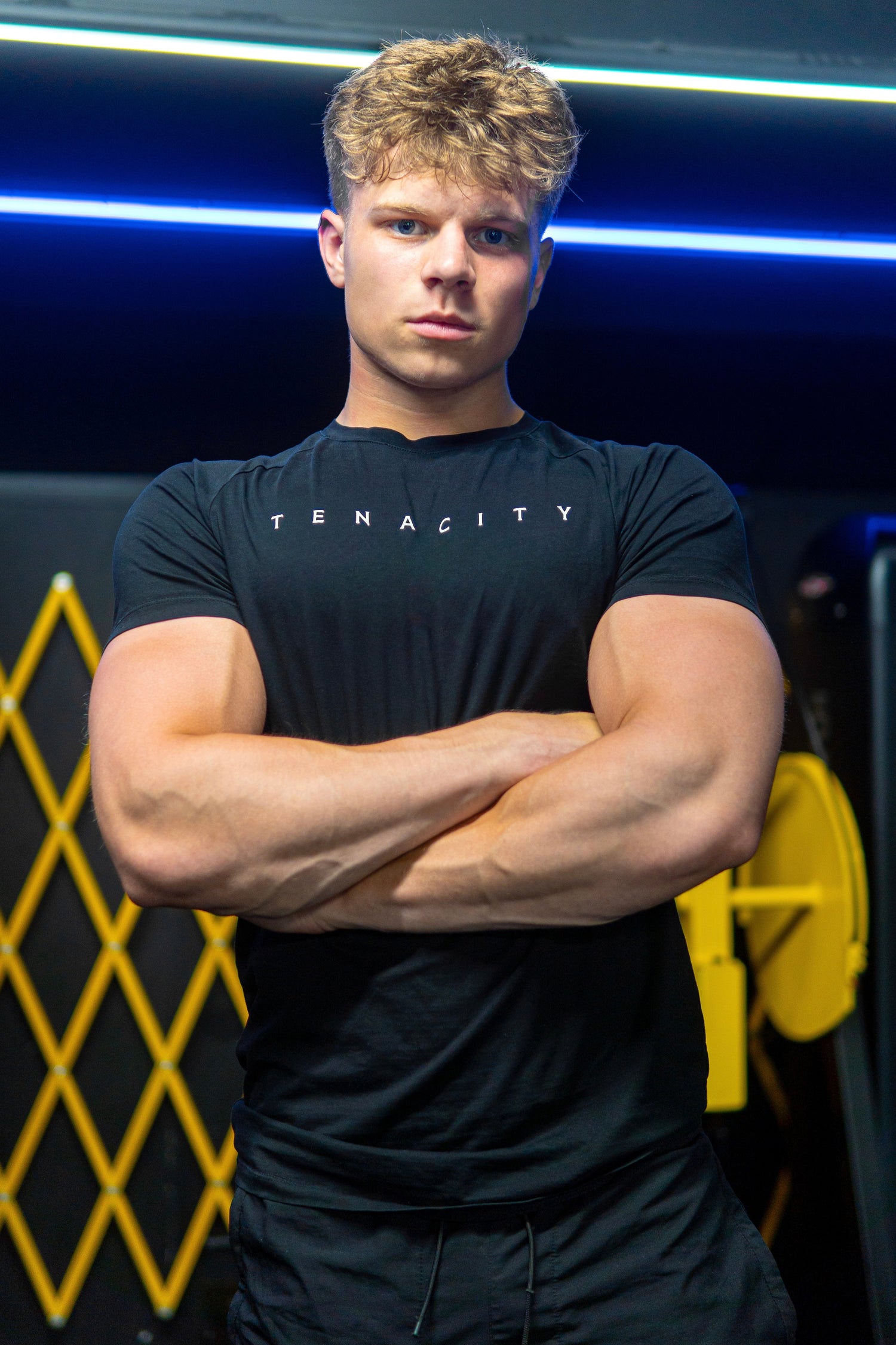 THE MUSCLE FIT COLLECTION - Tenacity